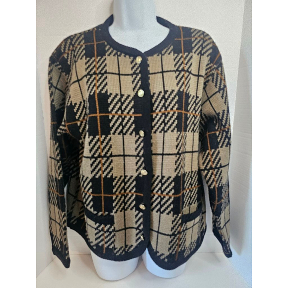 VTG Tally-Ho Plaid Cardigan Brass Button Size M‎ Beige Black Plaid - Picture 1 of 10